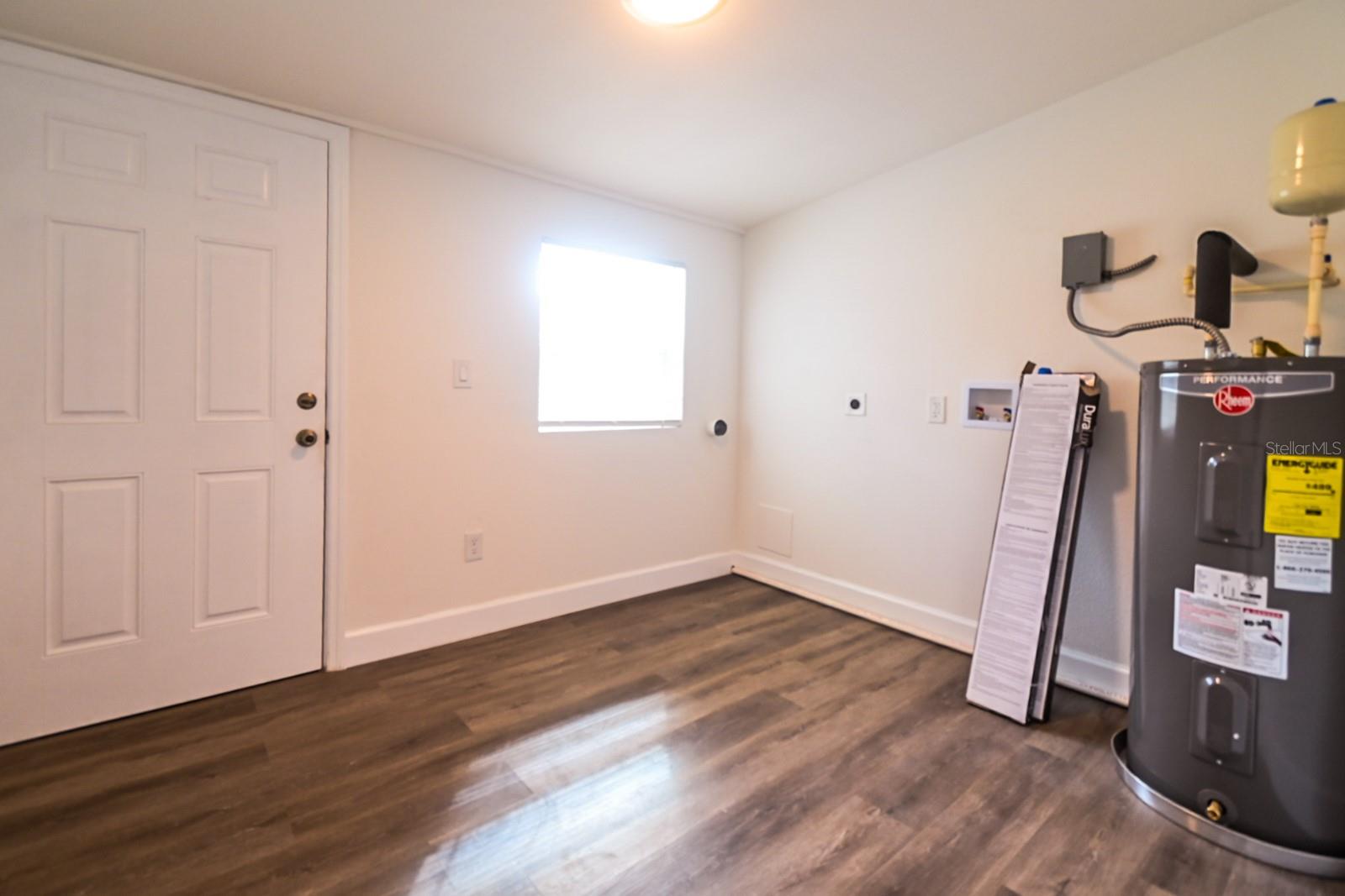 426 S DISSTON AVE, TARPON SPRINGS, FL — photo 31