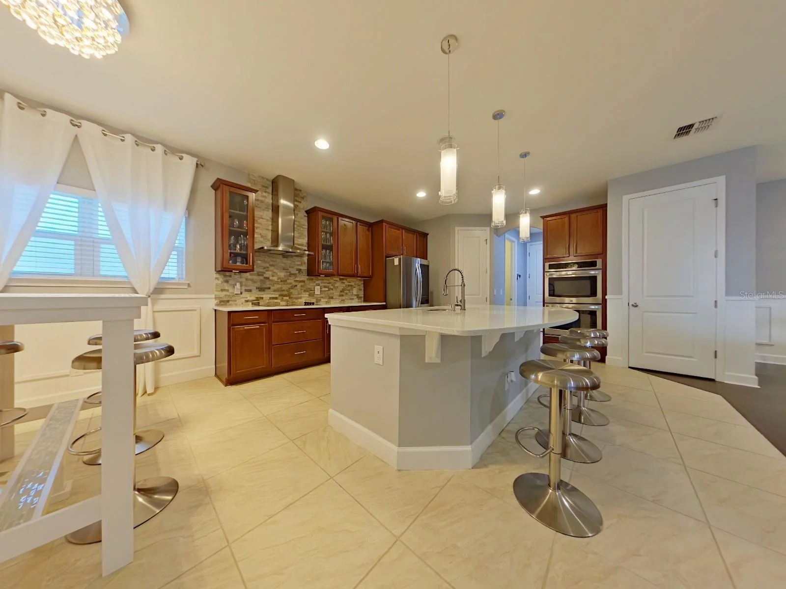 703 CALABRIA WAY, HOWEY IN THE HILLS, FL — photo 39