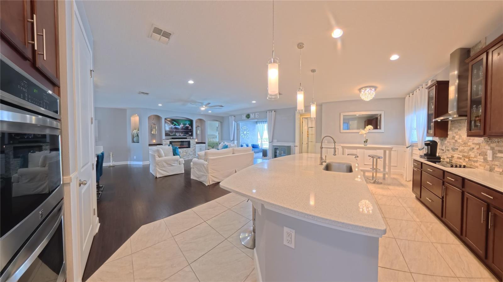 703 CALABRIA WAY, HOWEY IN THE HILLS, FL — photo 48