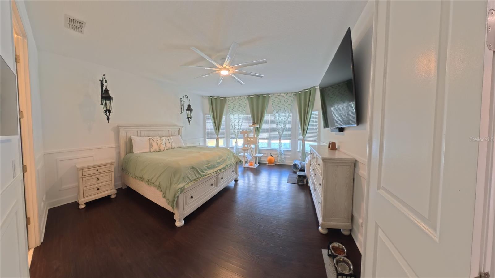 703 CALABRIA WAY, HOWEY IN THE HILLS, FL — photo 61