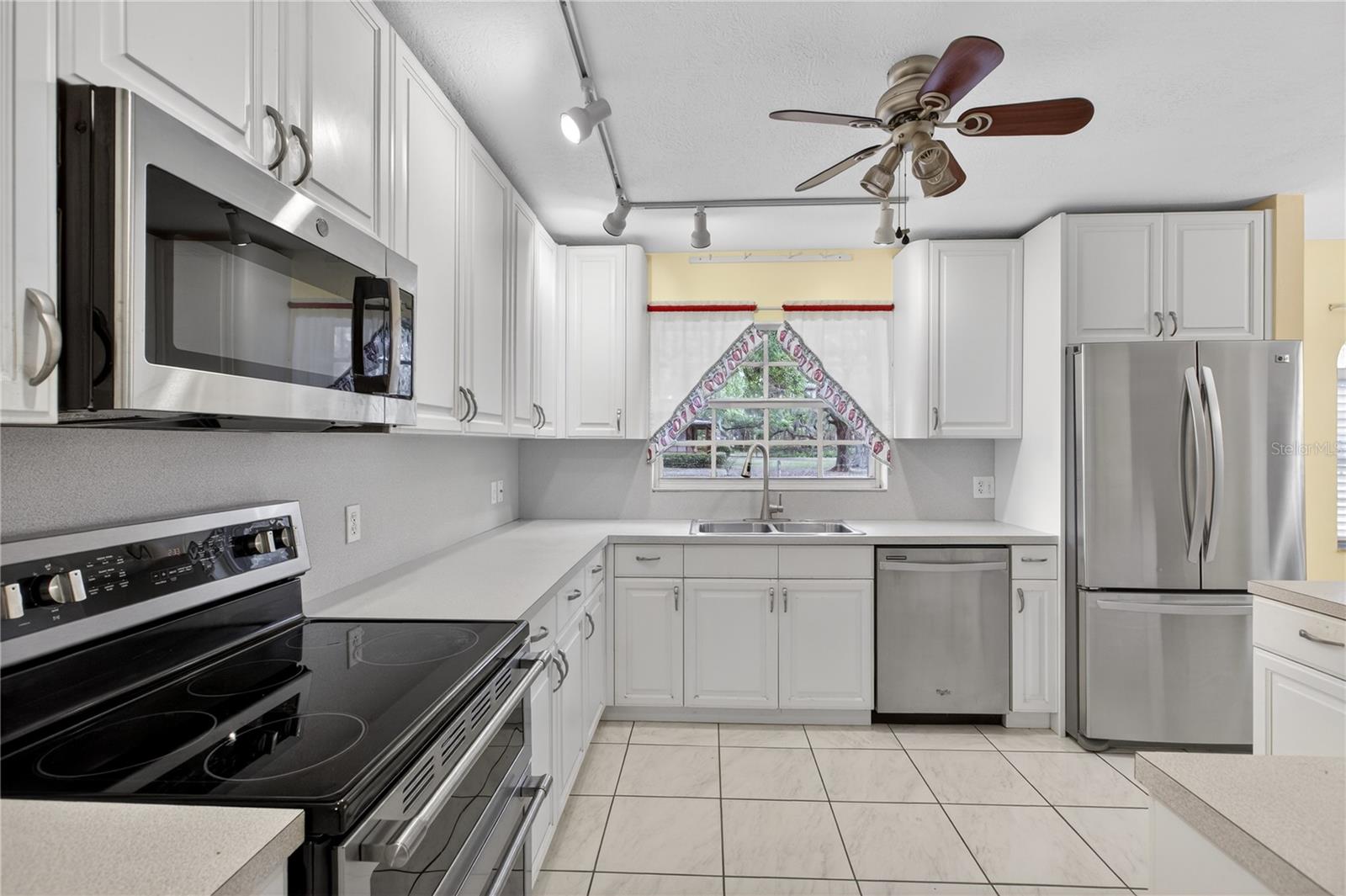 2065 OAK BEACH BLVD, SEBRING, FL — photo 4