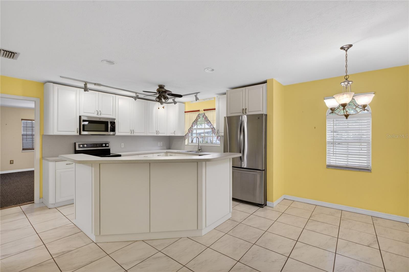 2065 OAK BEACH BLVD, SEBRING, FL — photo 5
