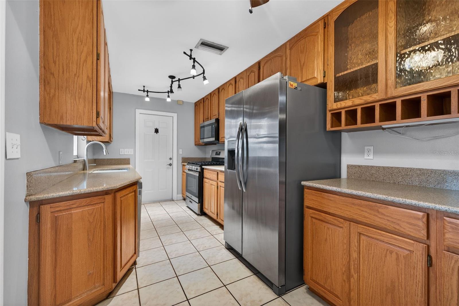1414 85TH AVE N, ST PETERSBURG, FL — photo 11