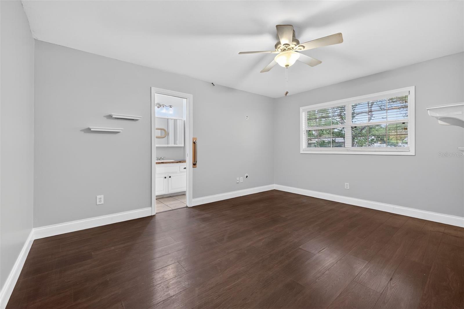 1414 85TH AVE N, ST PETERSBURG, FL — photo 14