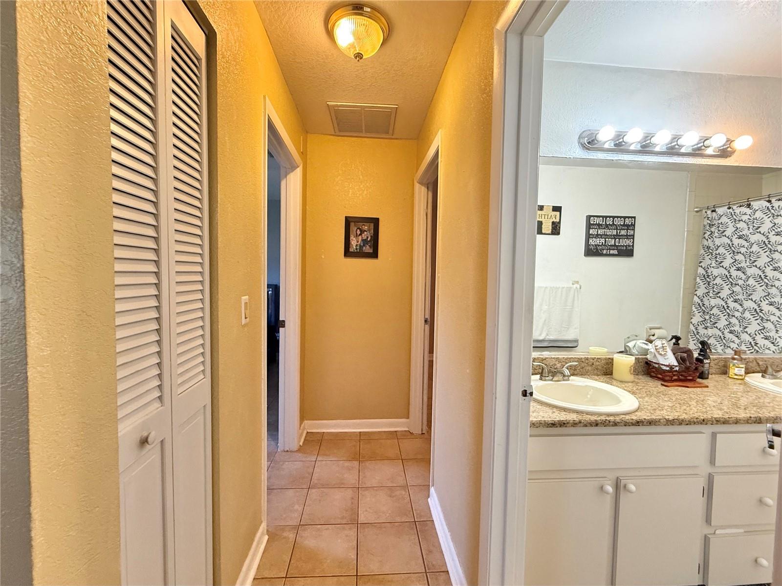 13718 SW 40TH CIR, OCALA, FL — photo 23