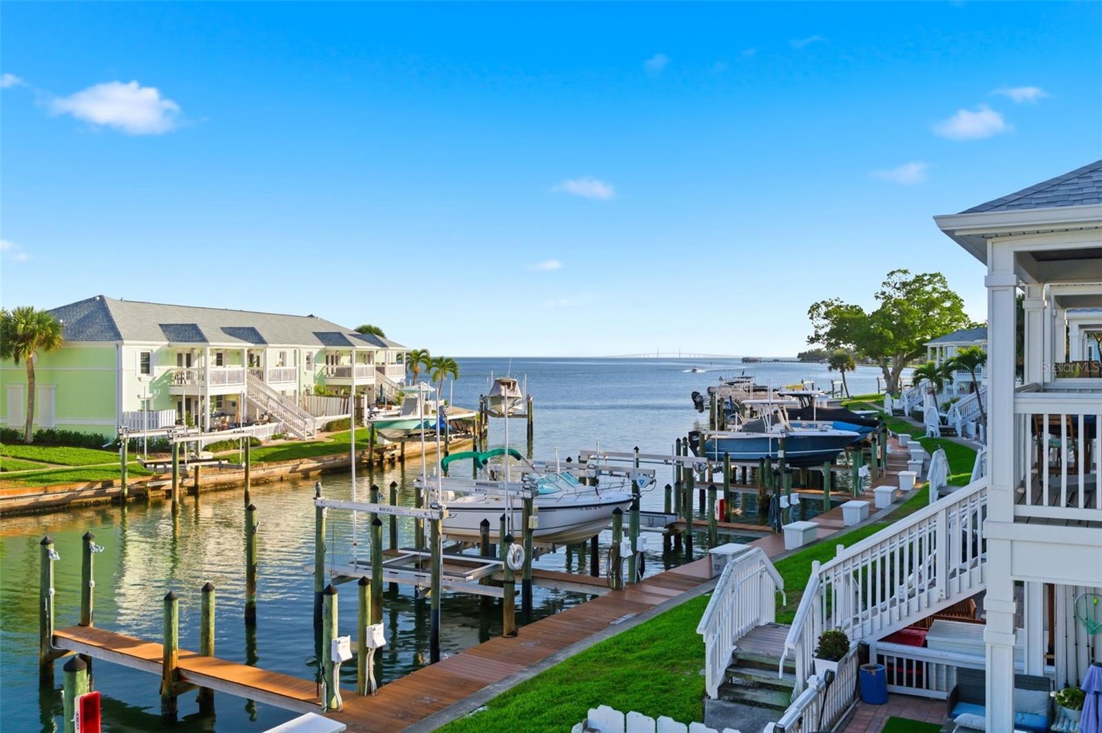 5174 BEACH DR SE #D, ST PETERSBURG, FL — photo 37