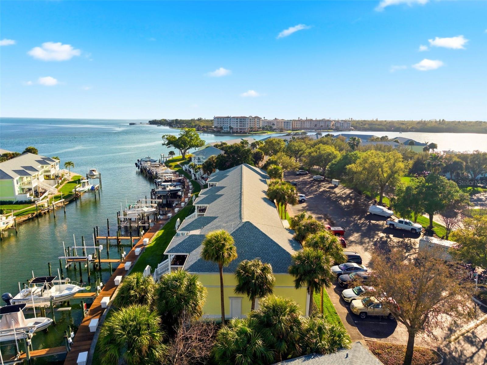 5174 BEACH DR SE #D, ST PETERSBURG, FL — photo 46