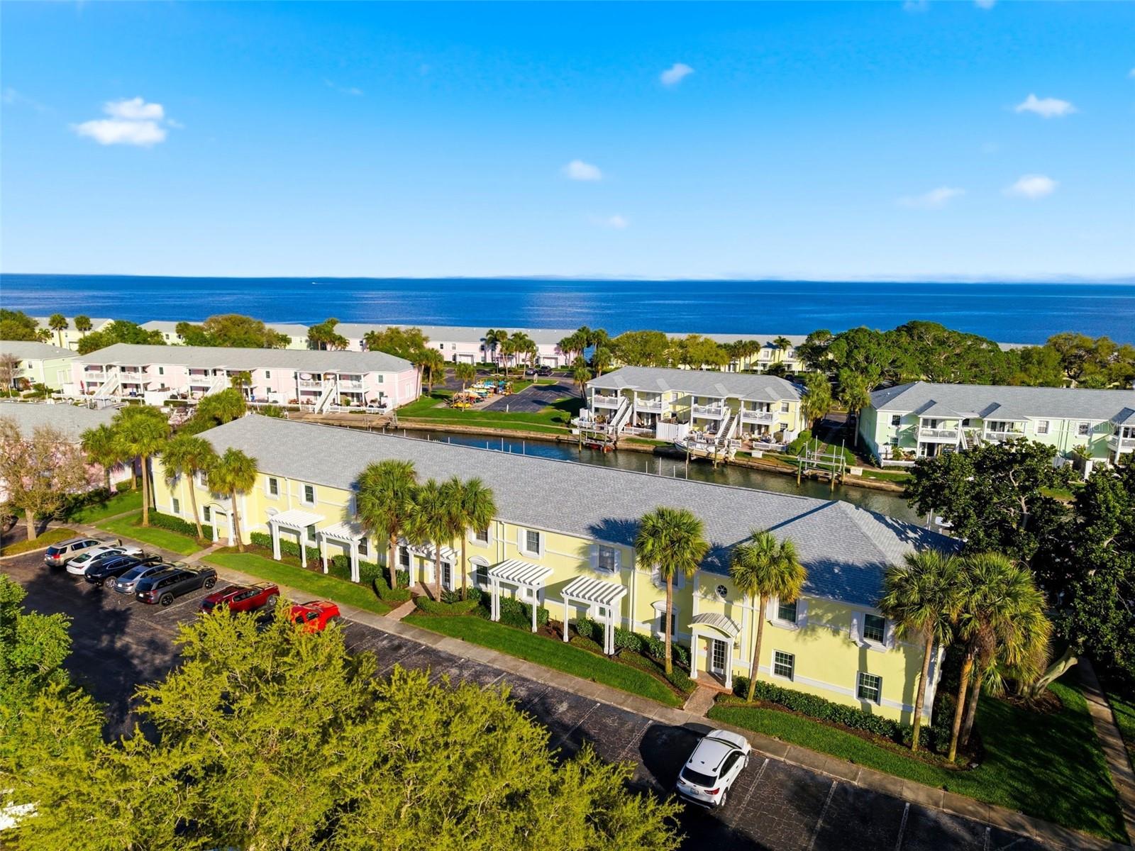 5174 BEACH DR SE #D, ST PETERSBURG, FL — photo 51