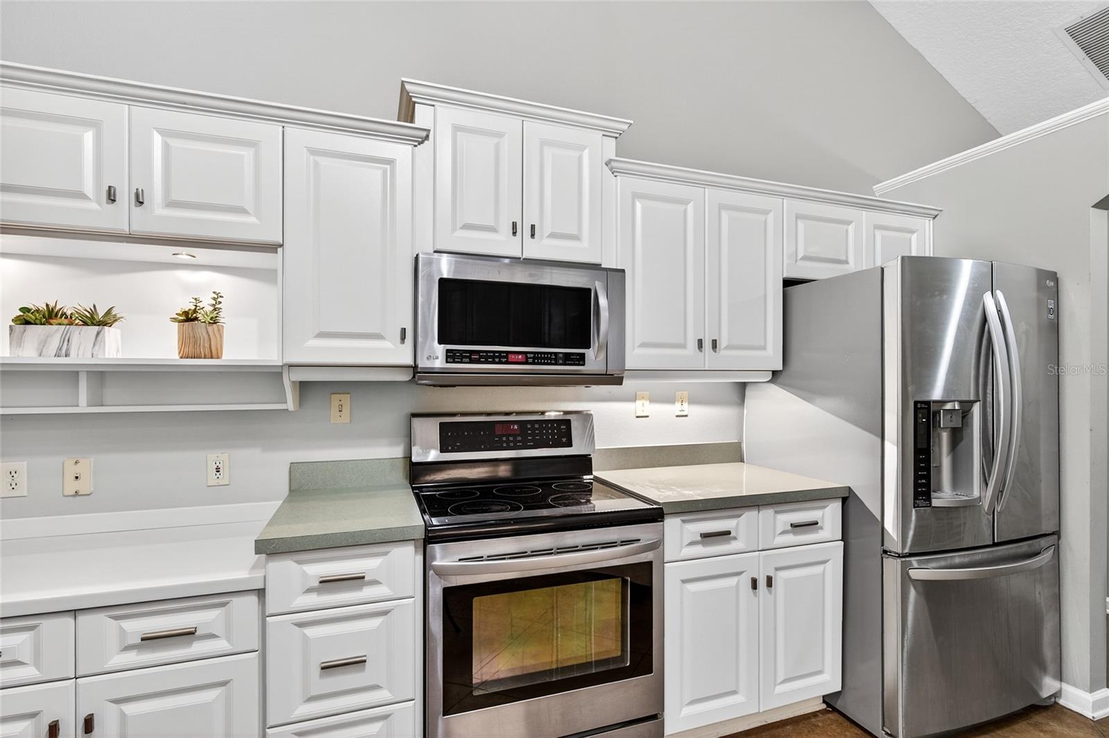 22301 CORONADO SOMERSET DR, SORRENTO, FL — photo 20