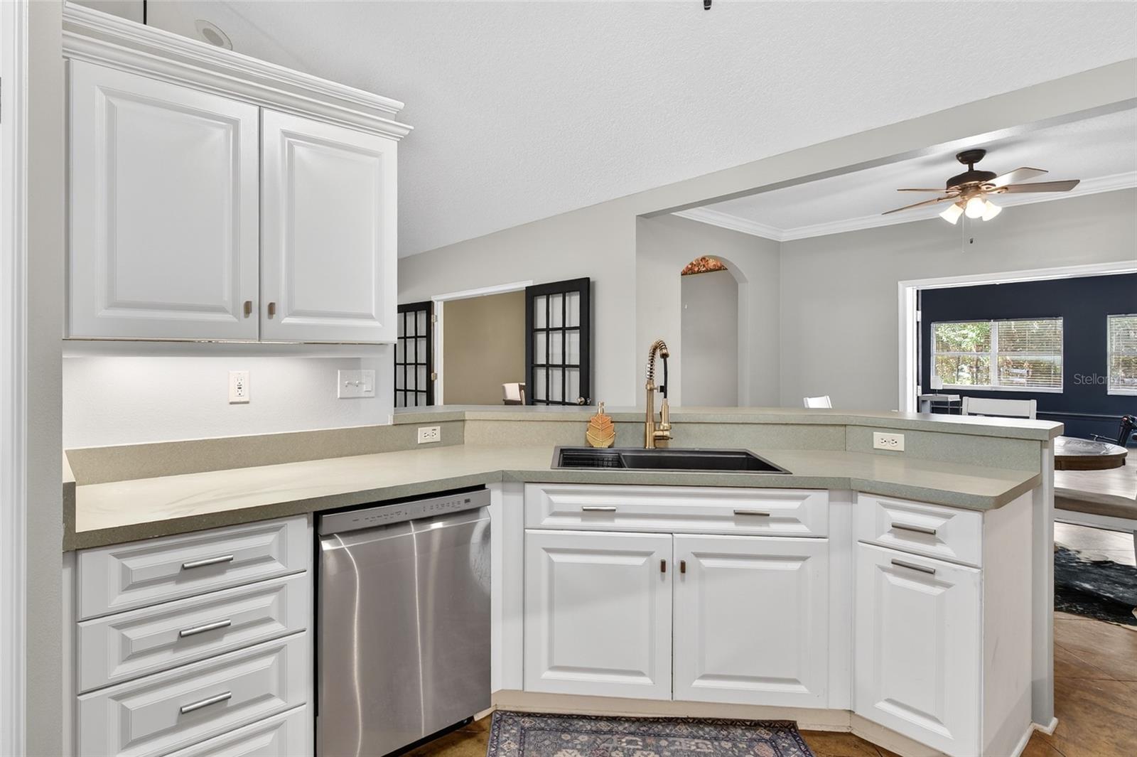 22301 CORONADO SOMERSET DR, SORRENTO, FL — photo 23