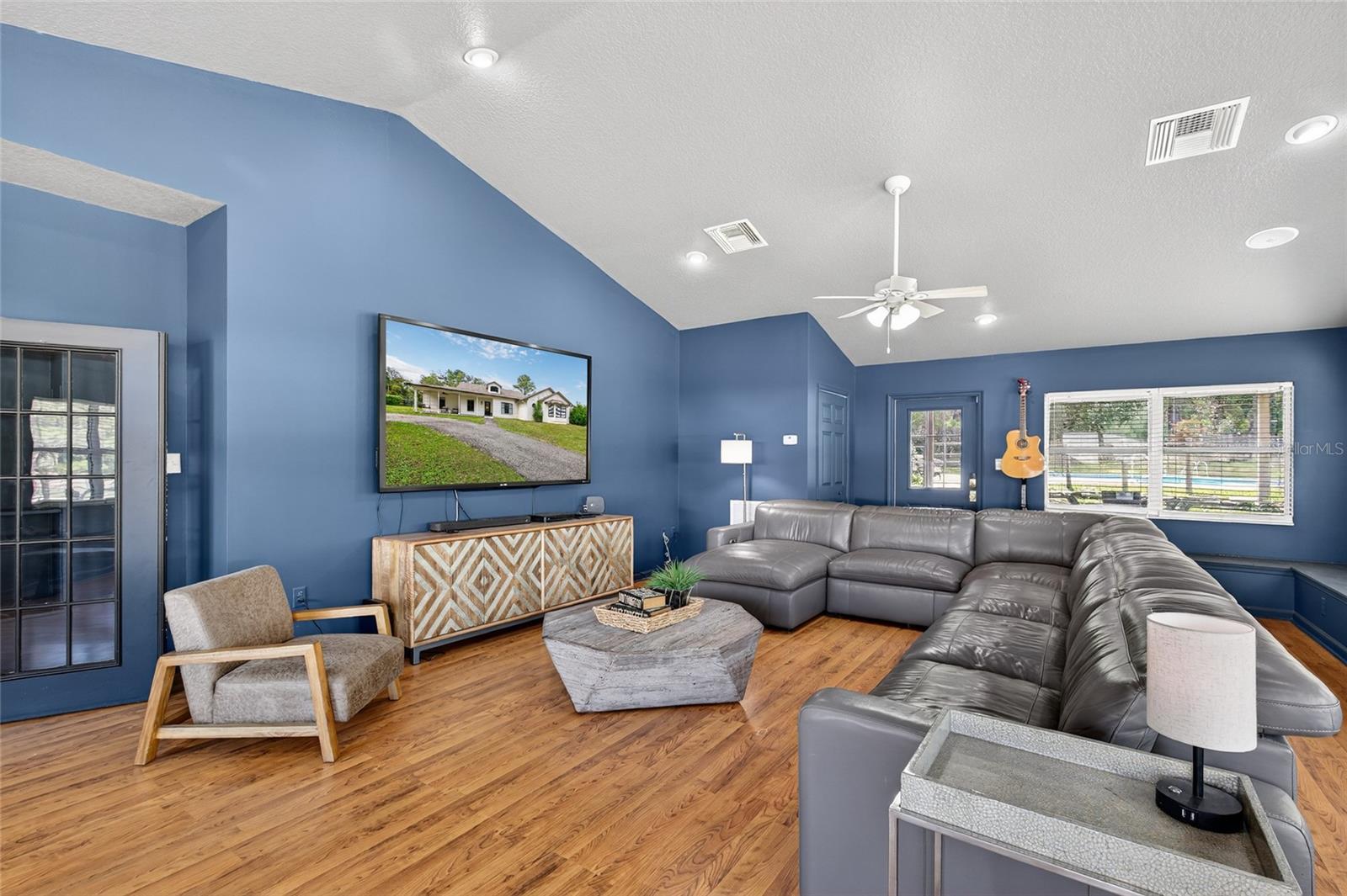 22301 CORONADO SOMERSET DR, SORRENTO, FL — photo 31