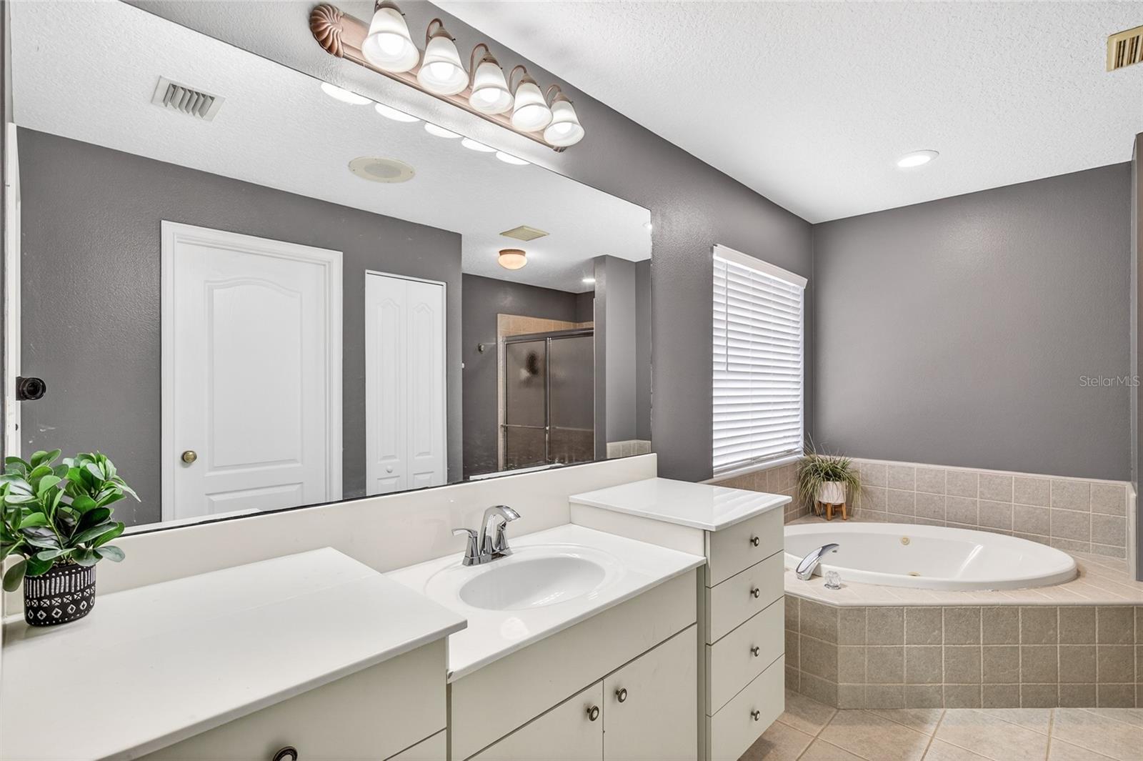 22301 CORONADO SOMERSET DR, SORRENTO, FL — photo 40
