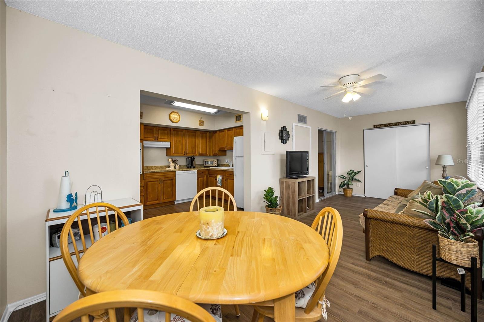 2404 FLORENTINE WAY #20, CLEARWATER, FL — photo 27