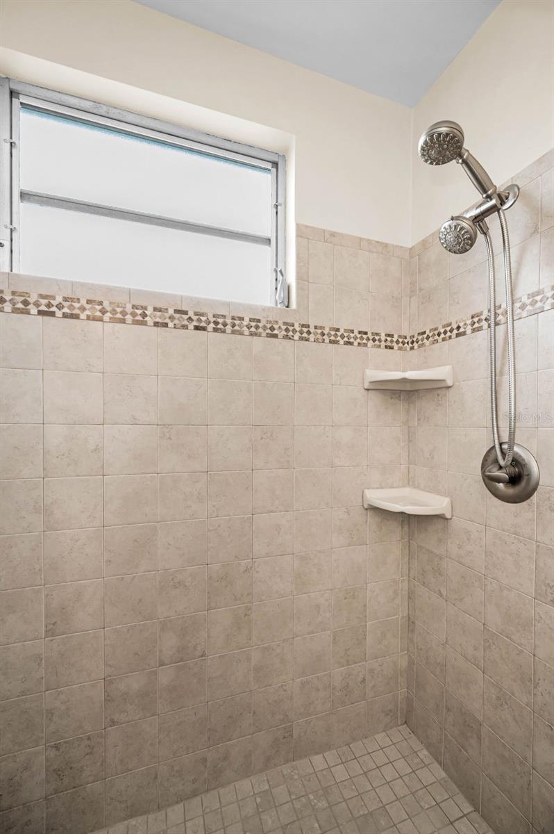 2404 FLORENTINE WAY #20, CLEARWATER, FL — photo 33