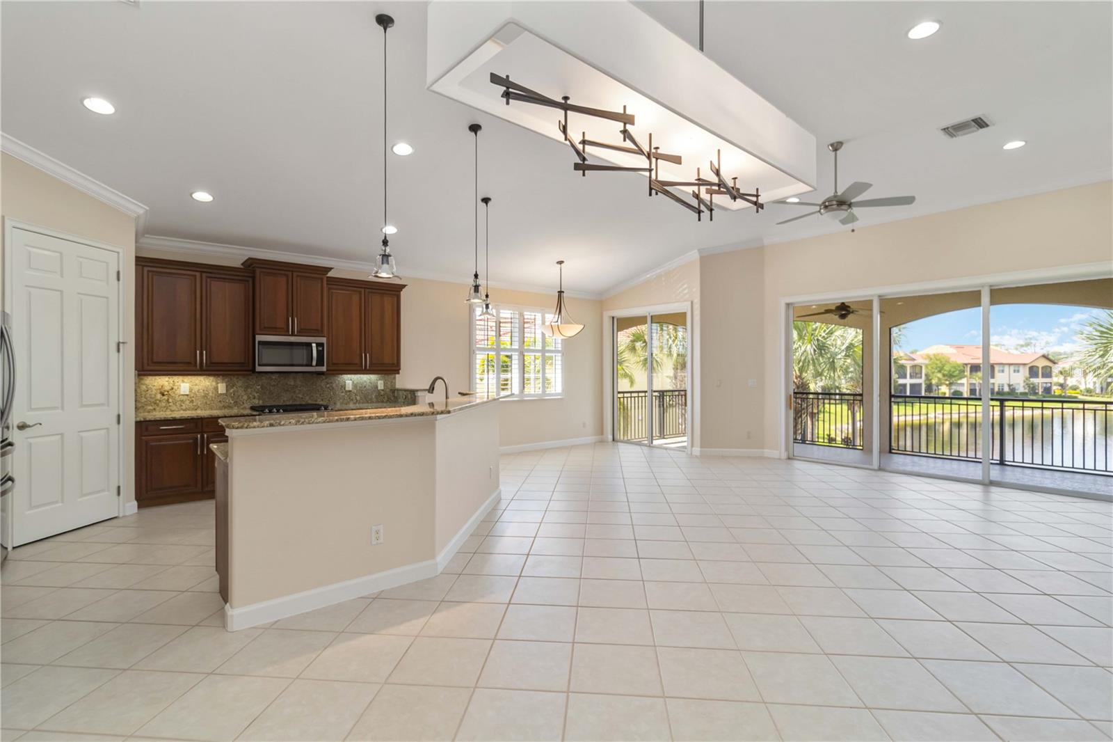 133 BELLA VISTA TER #32C, NORTH VENICE, FL — photo 8