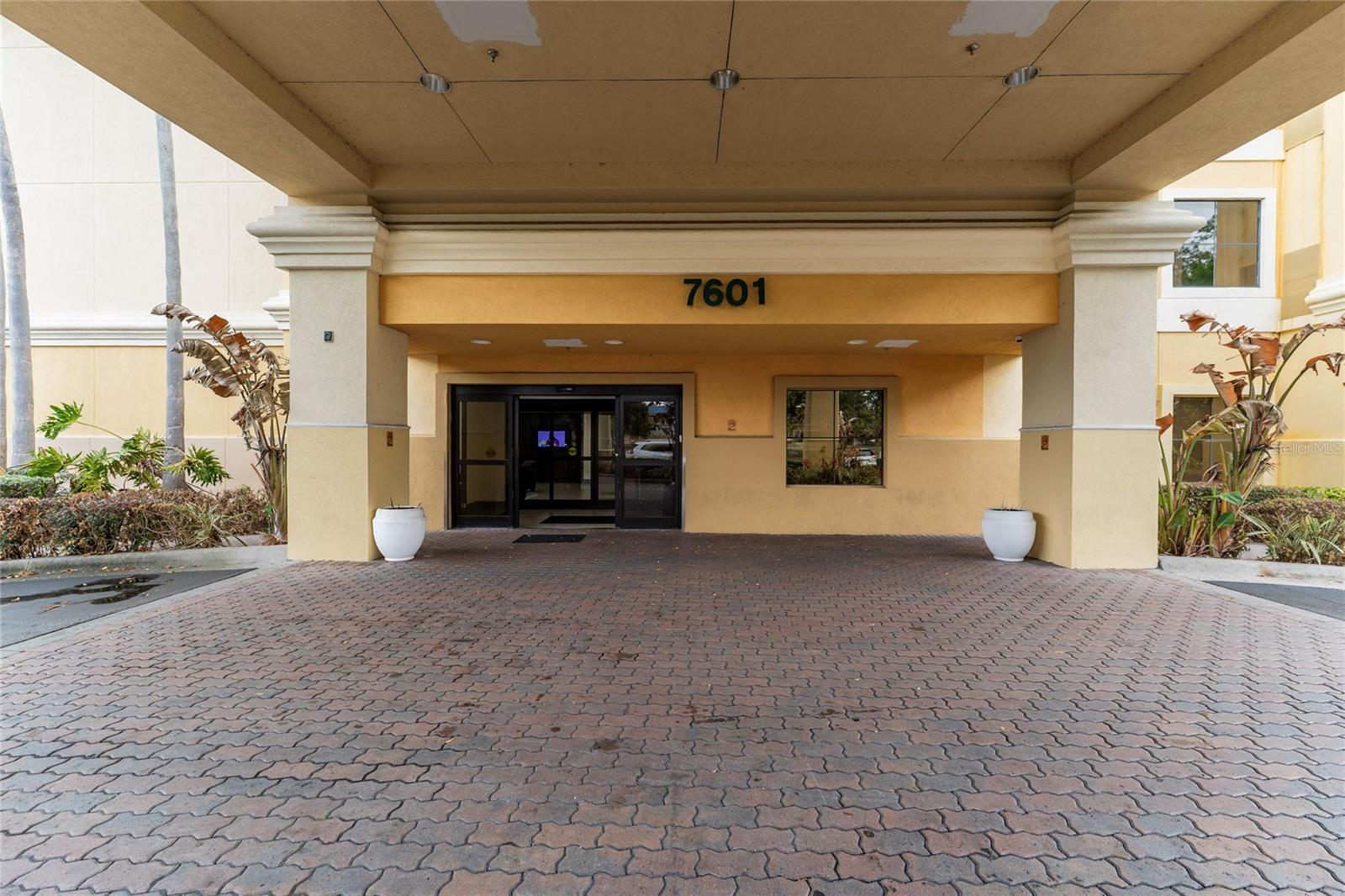 7601 CANADA AVE #408, ORLANDO, FL — photo 2