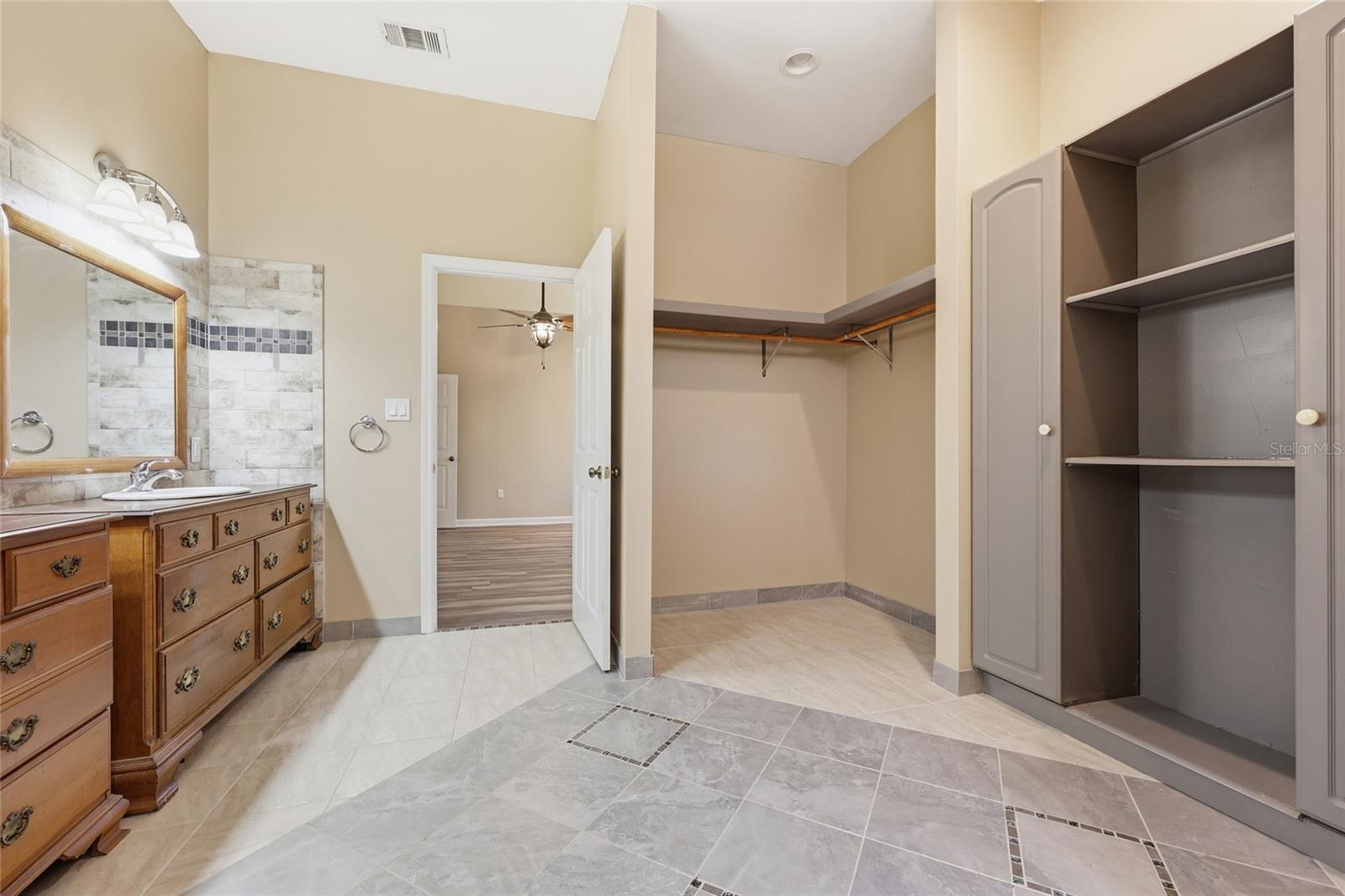 19513 NW 240TH LN, HIGH SPRINGS, FL — photo 17