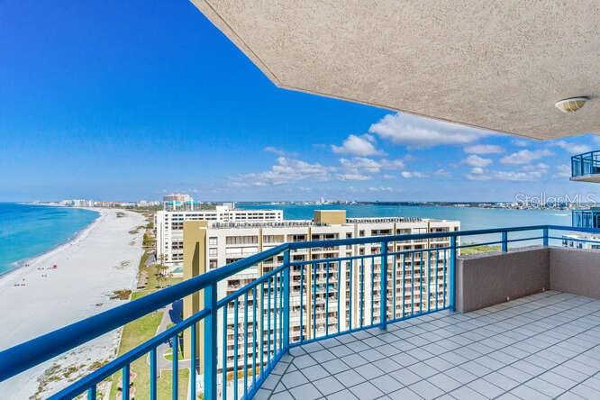 1520 GULF BLVD #1602, CLEARWATER BEACH, FL — photo 30