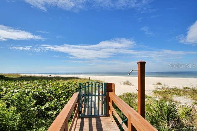 1520 GULF BLVD #1602, CLEARWATER BEACH, FL — photo 81