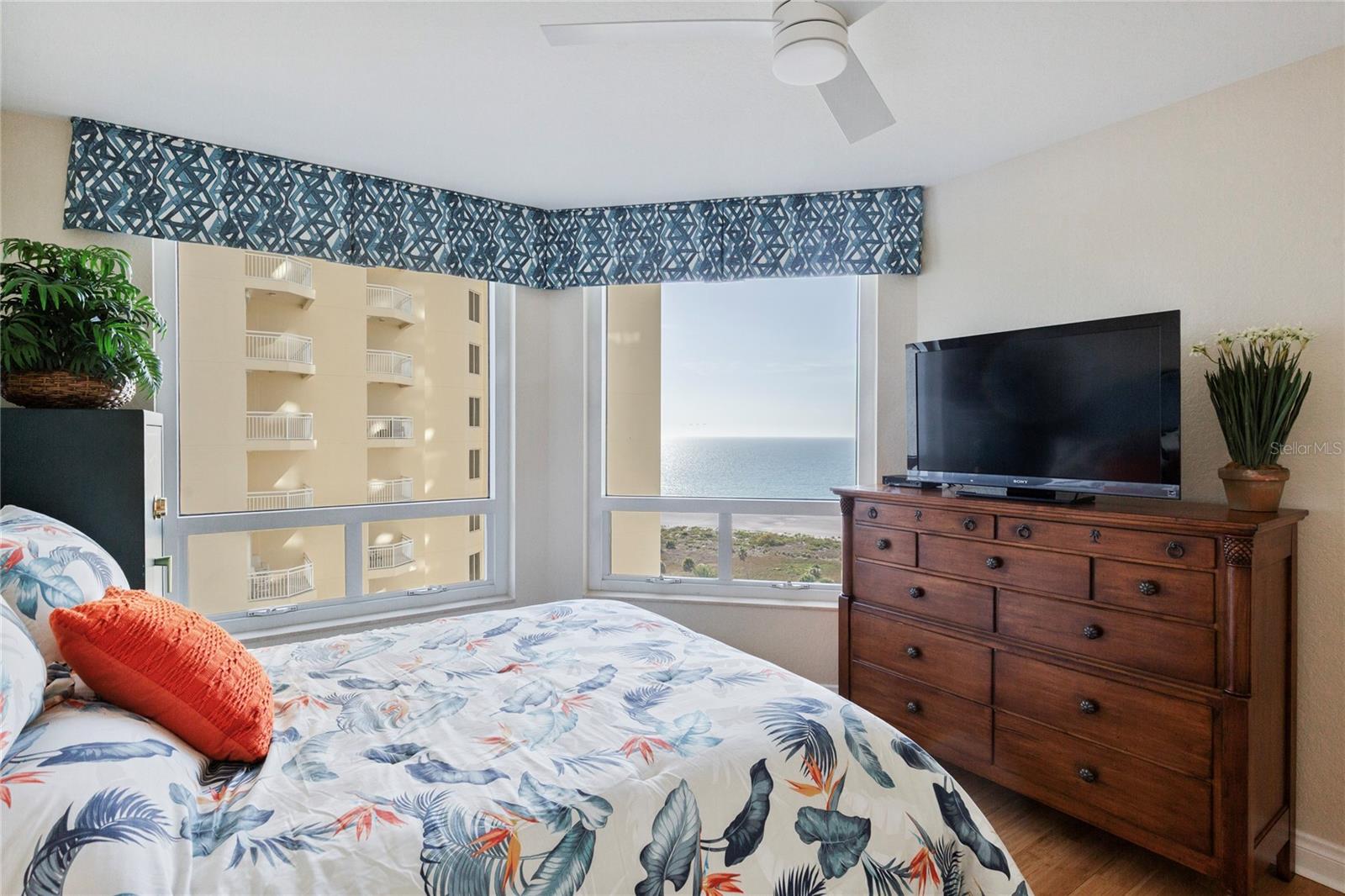 1180 GULF BLVD #1105, CLEARWATER, FL — photo 44