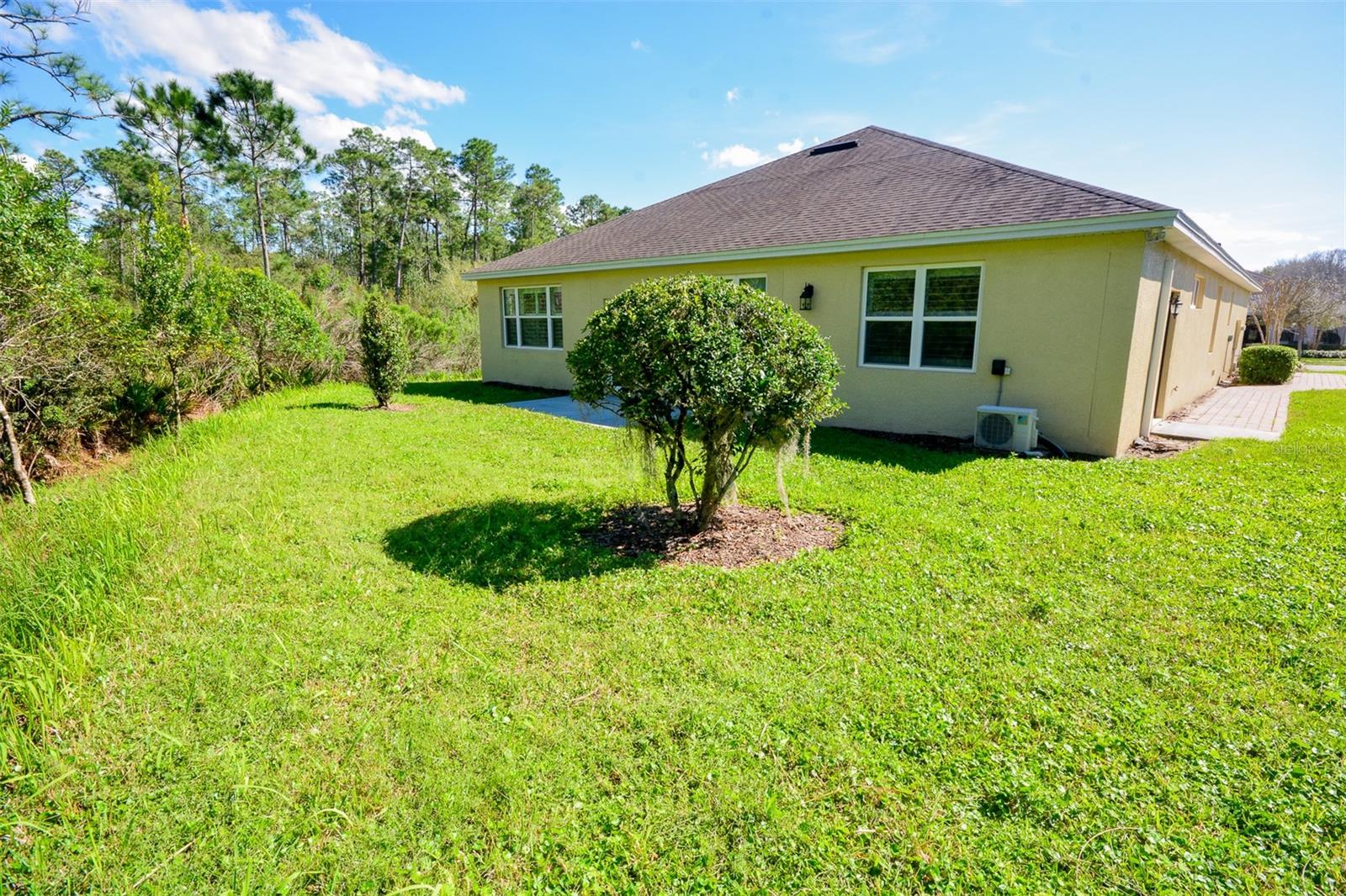 215 AVENHAM DR, DELAND, FL — photo 2