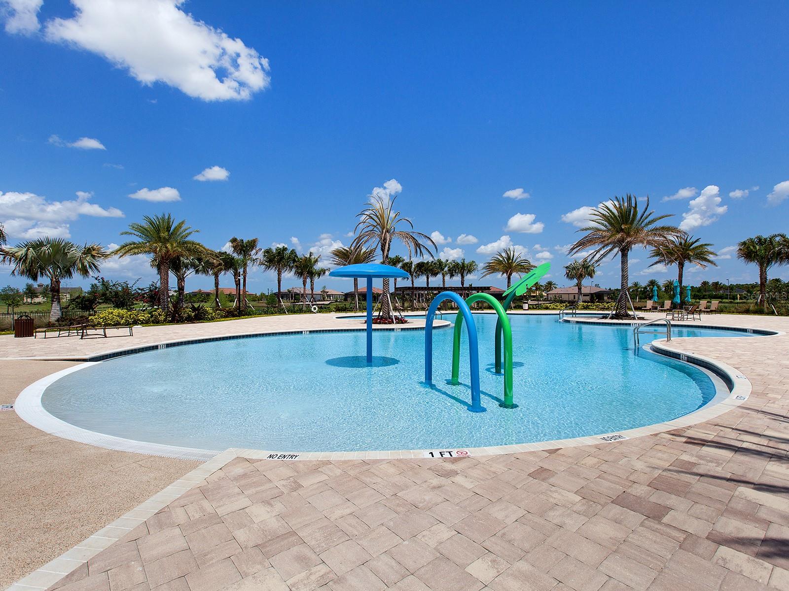 7515 LADYBANK XING, LAKEWOOD RANCH, FL — photo 95