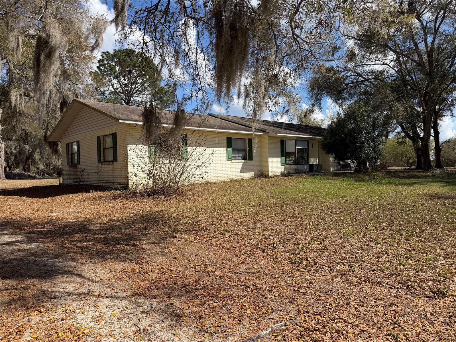 39106 GRAYS AIRPORT RD, LADY LAKE, FL — photo 54