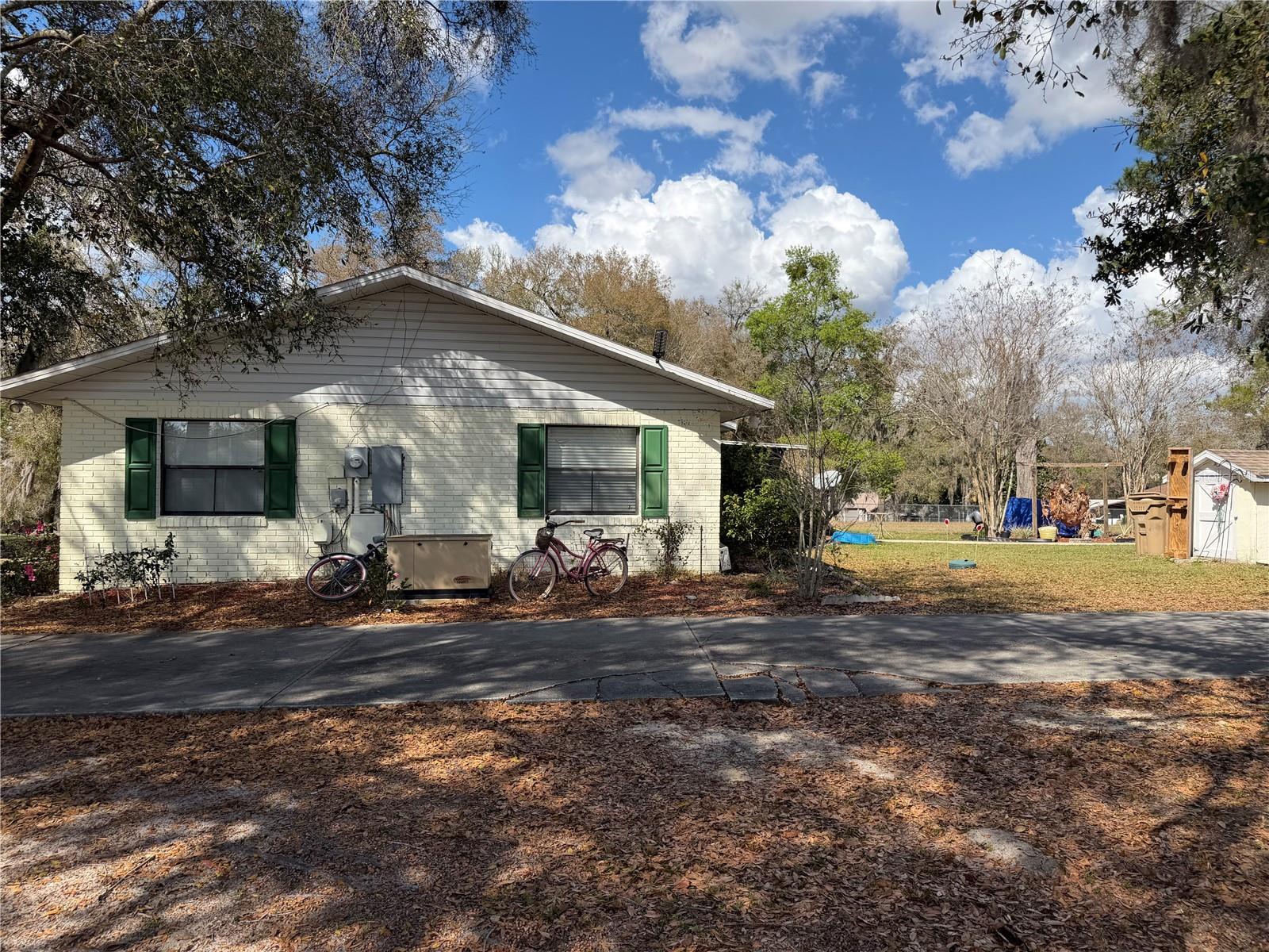 39106 GRAYS AIRPORT RD, LADY LAKE, FL — photo 67