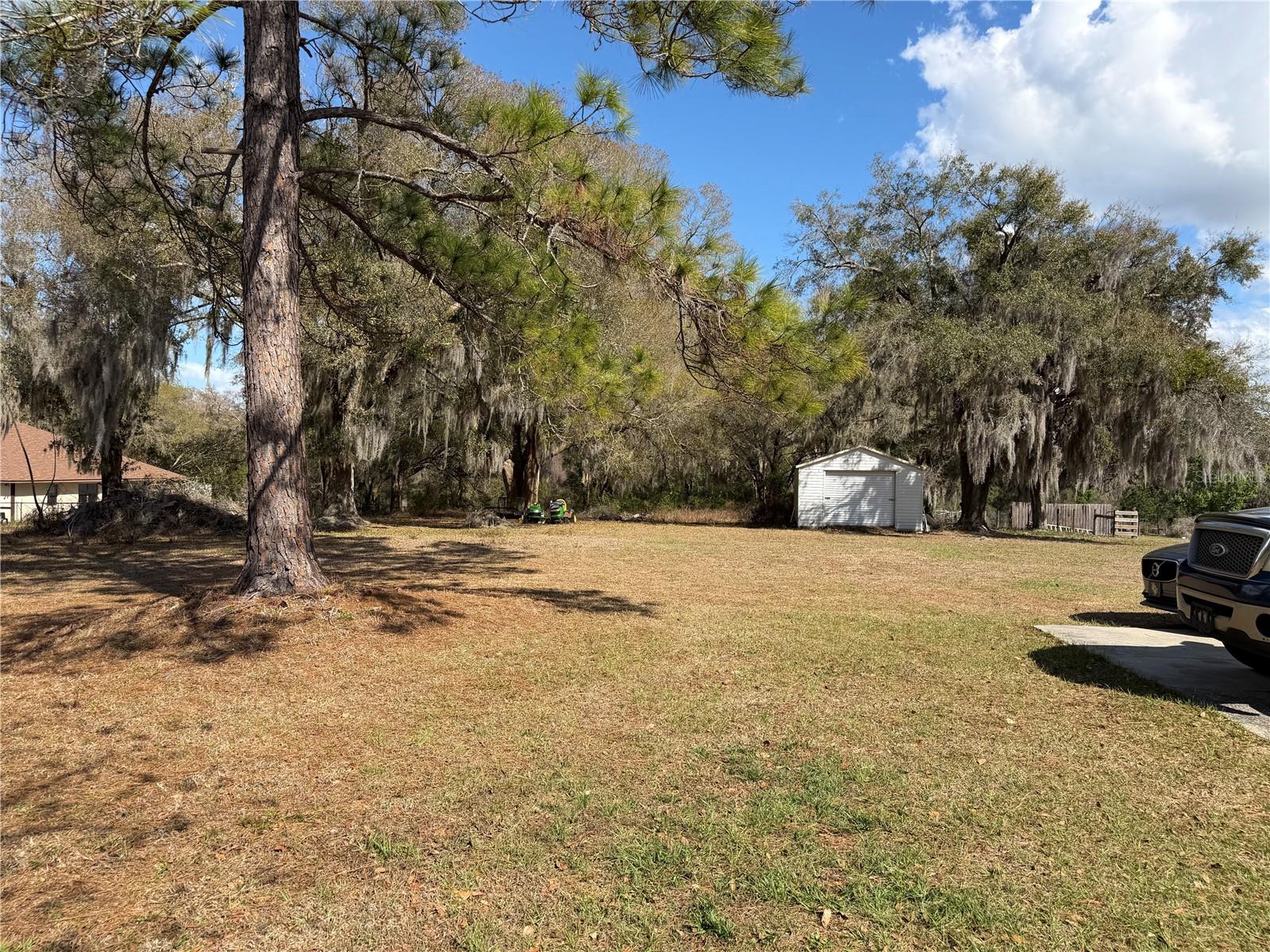 39106 GRAYS AIRPORT RD, LADY LAKE, FL — photo 74
