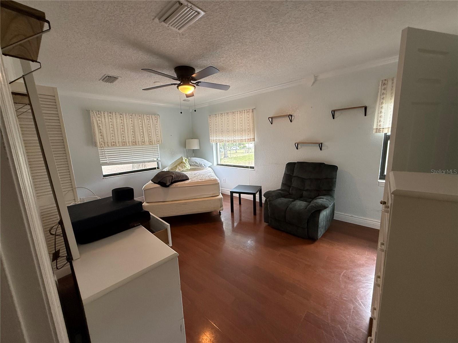 39106 GRAYS AIRPORT RD, LADY LAKE, FL — photo 22