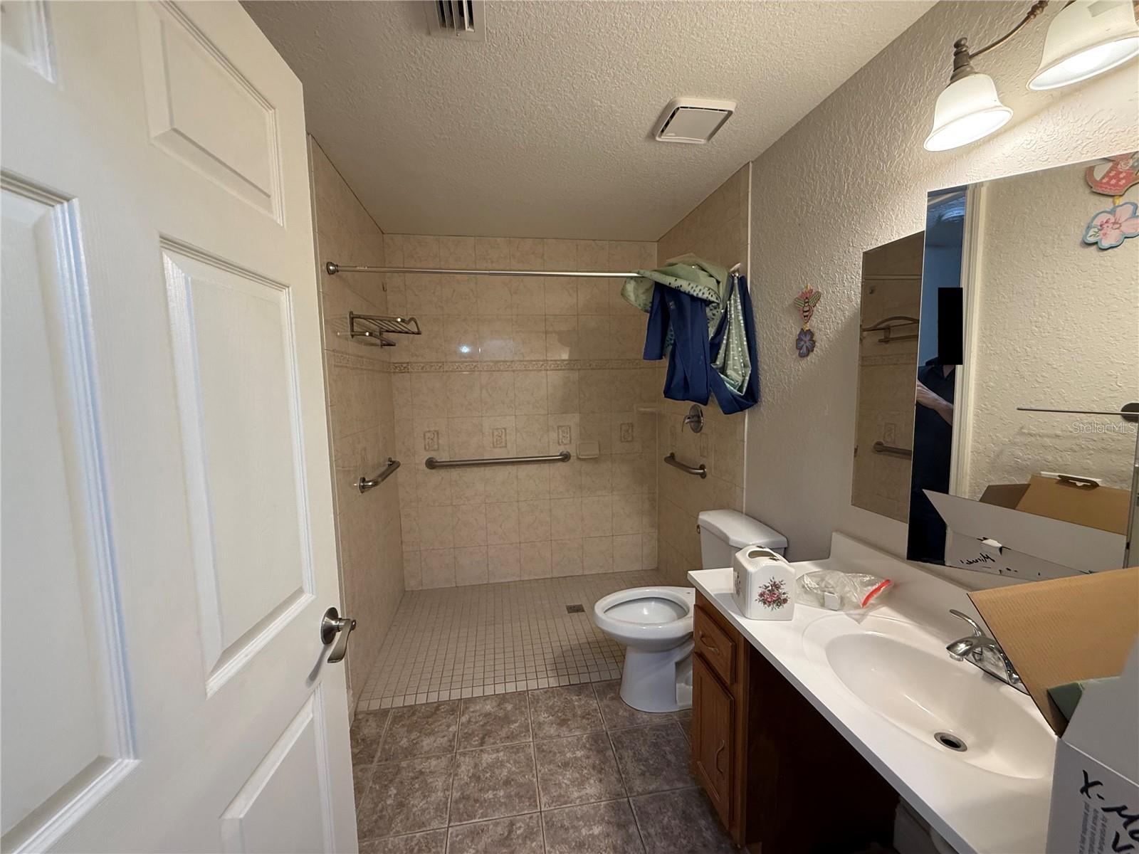 39106 GRAYS AIRPORT RD, LADY LAKE, FL — photo 31