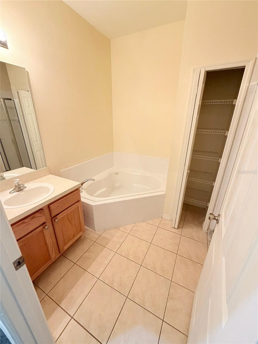 16725 ROLLING GREEN DR, CLERMONT, FL — photo 39