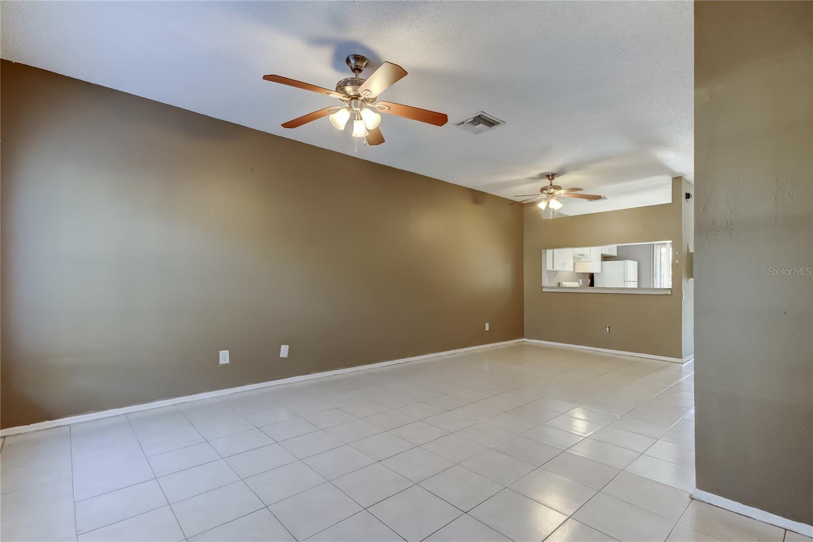 6318 BAYSIDE KEY DR, TAMPA, FL — photo 2