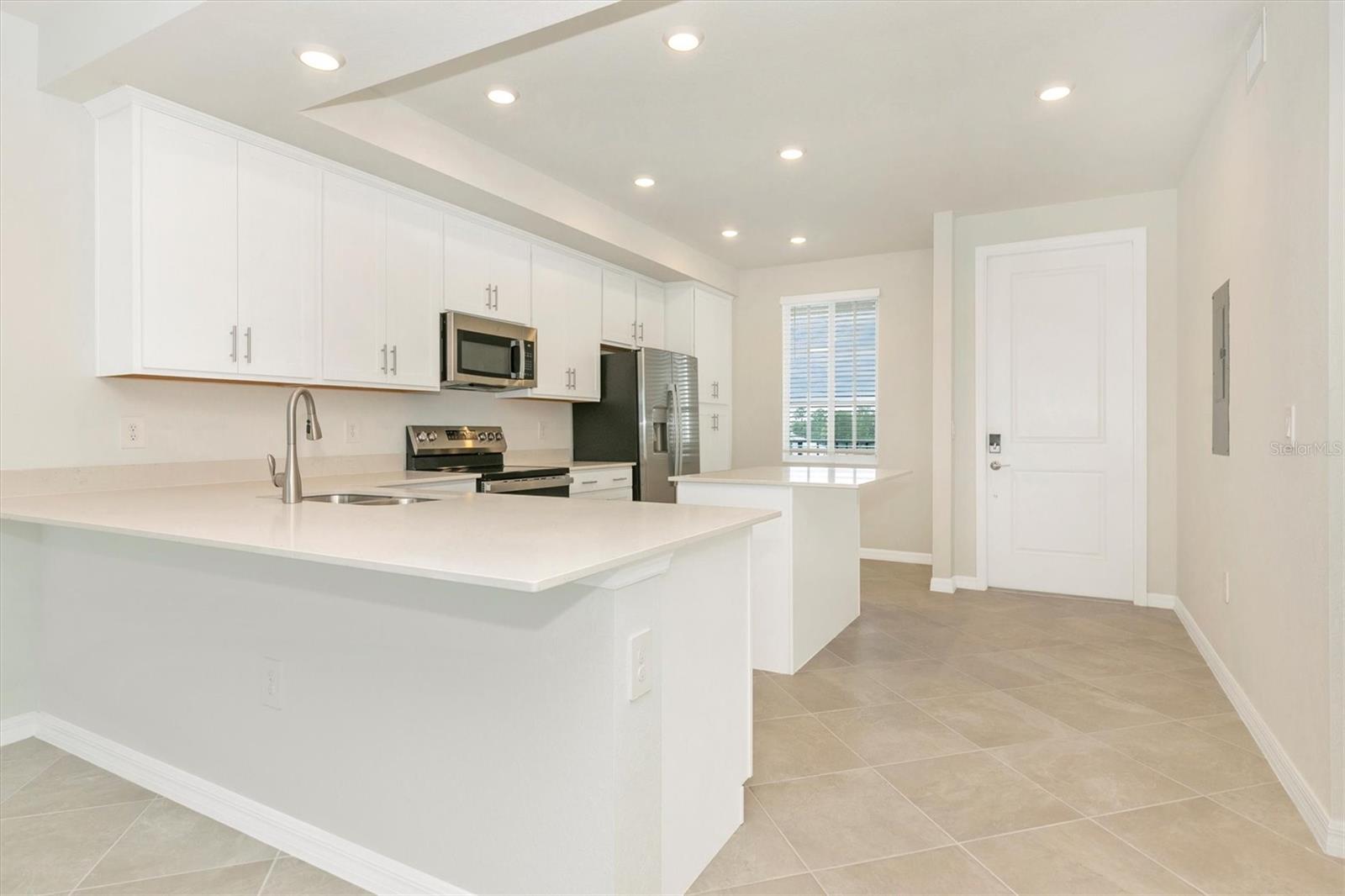 12320 WELLEN GOLF ST #305, VENICE, FL — photo 3