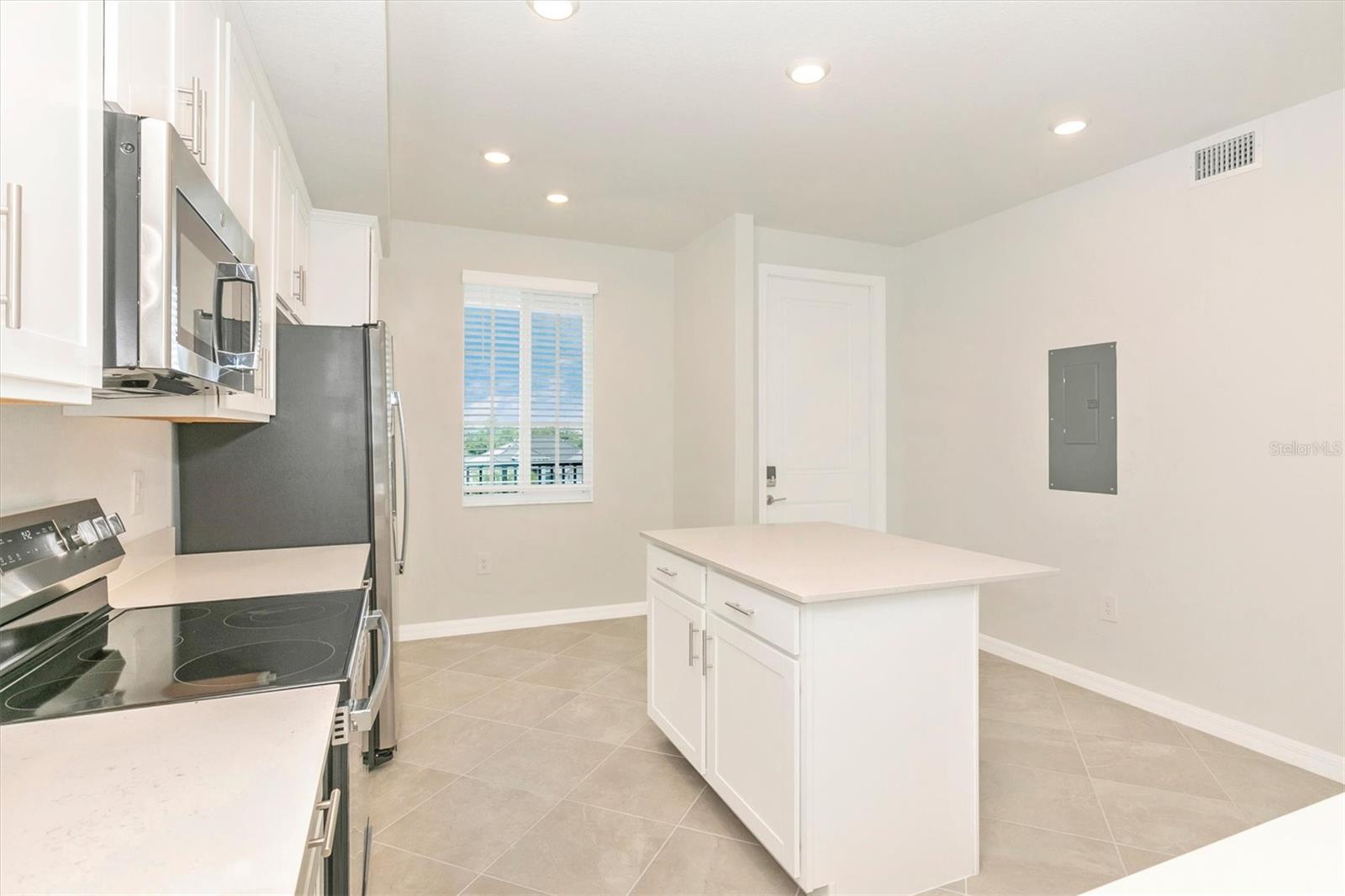12320 WELLEN GOLF ST #305, VENICE, FL — photo 13
