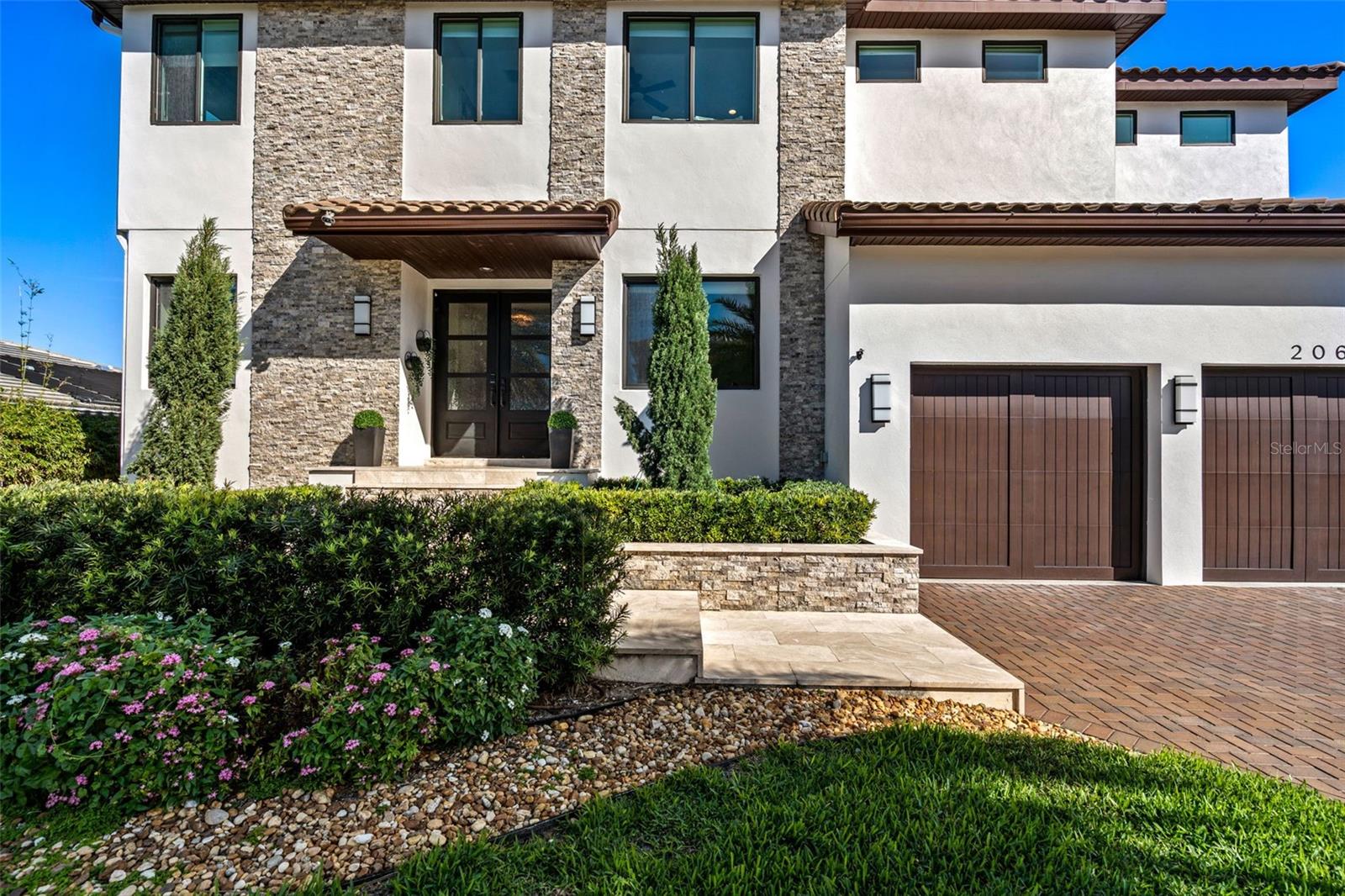 2060 ILLINOIS AVE NE, ST PETERSBURG, FL — photo 15