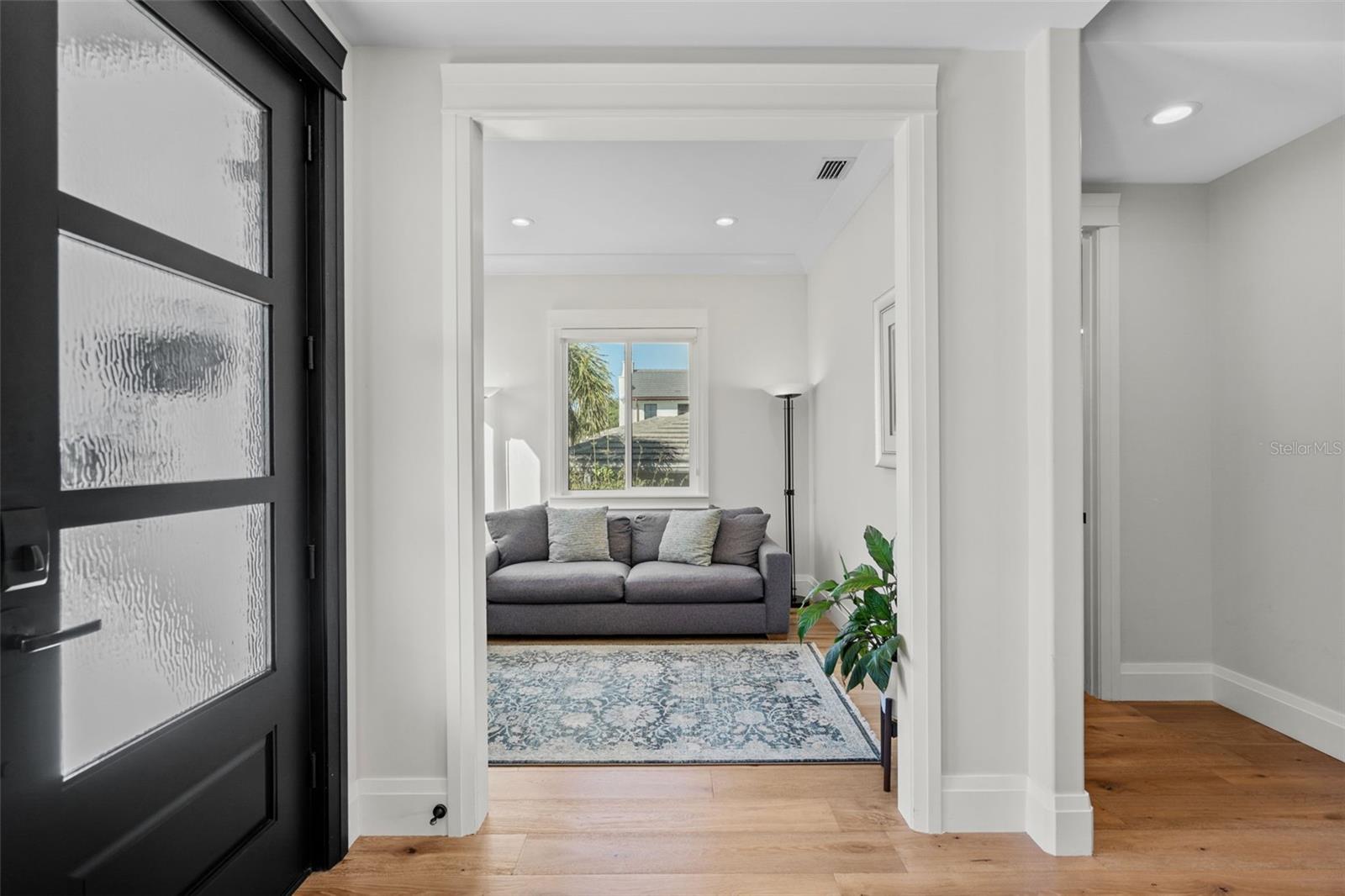 2060 ILLINOIS AVE NE, ST PETERSBURG, FL — photo 21