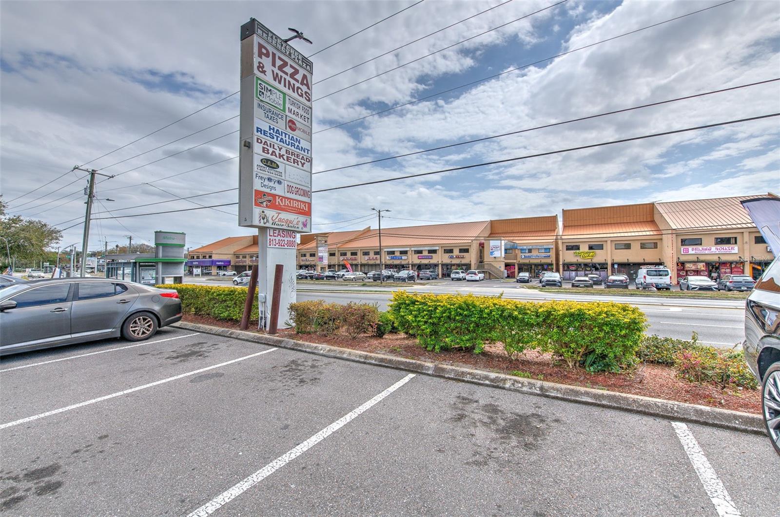1402 E FLETCHER AVE #1406, TAMPA, FL — photo 3