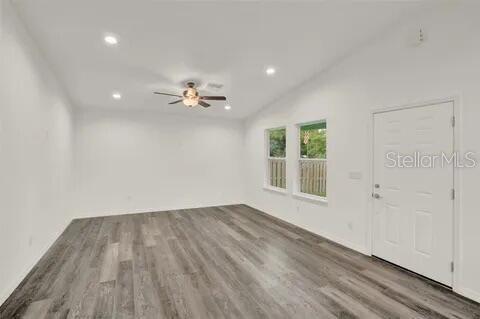 40091 OAKRIDGE DR, LADY LAKE, FL — photo 10