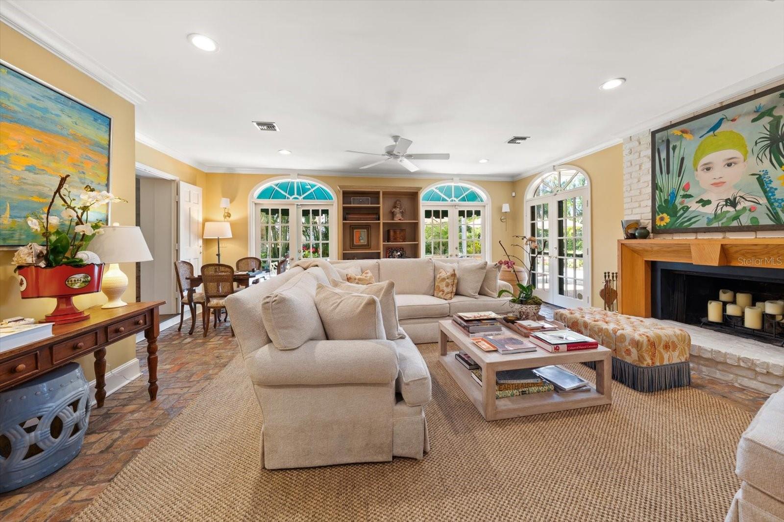 100 SARASOTA RD, BELLEAIR, FL — photo 14