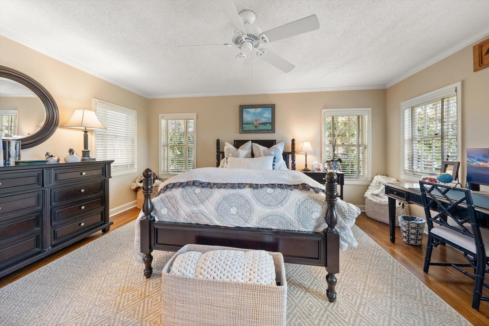 100 SARASOTA RD, BELLEAIR, FL — photo 41