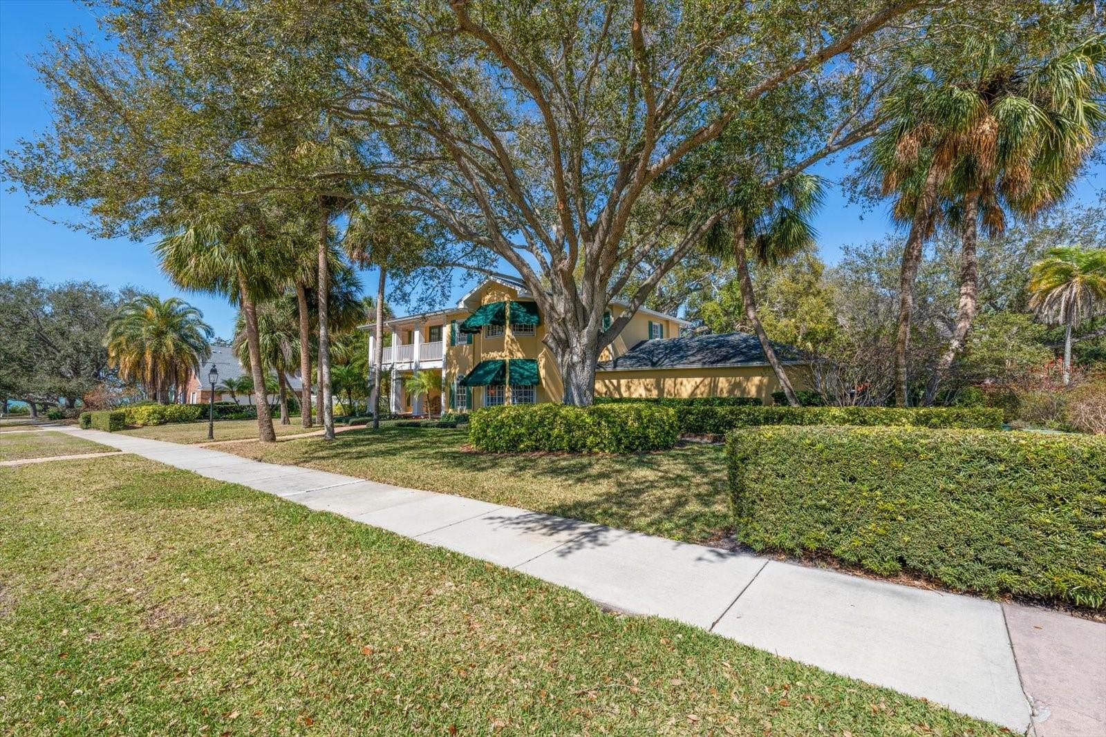 100 SARASOTA RD, BELLEAIR, FL — photo 69
