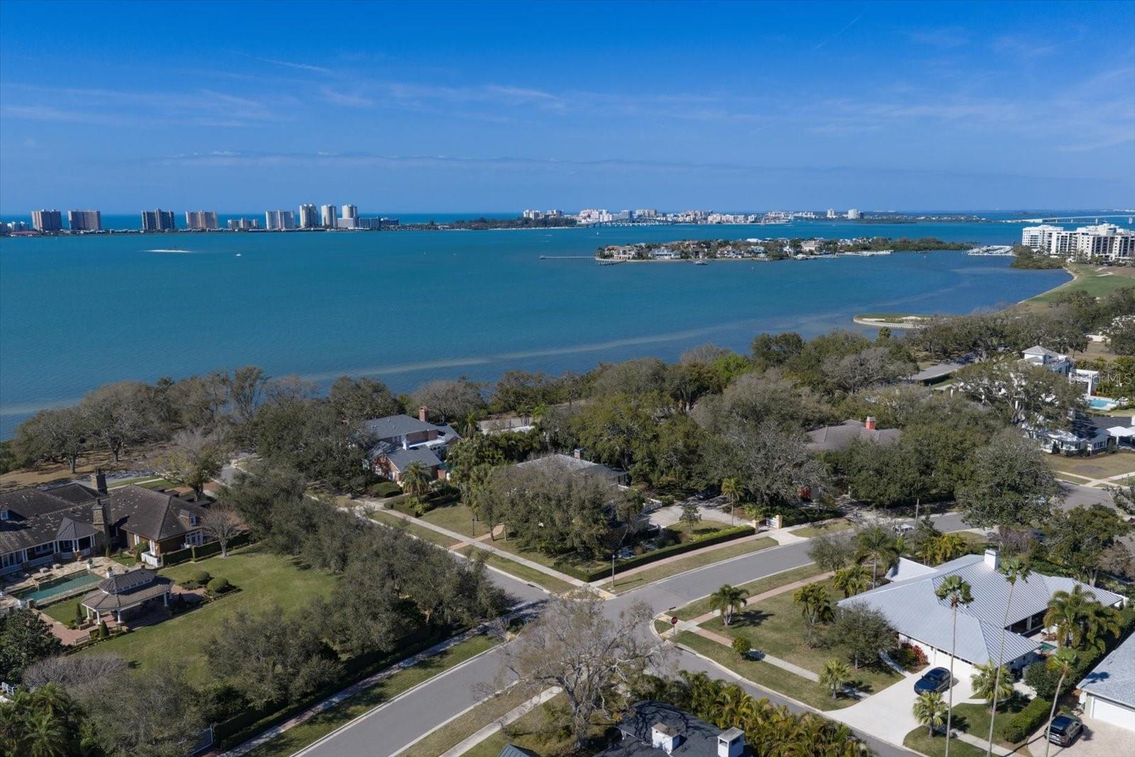 100 SARASOTA RD, BELLEAIR, FL — photo 74
