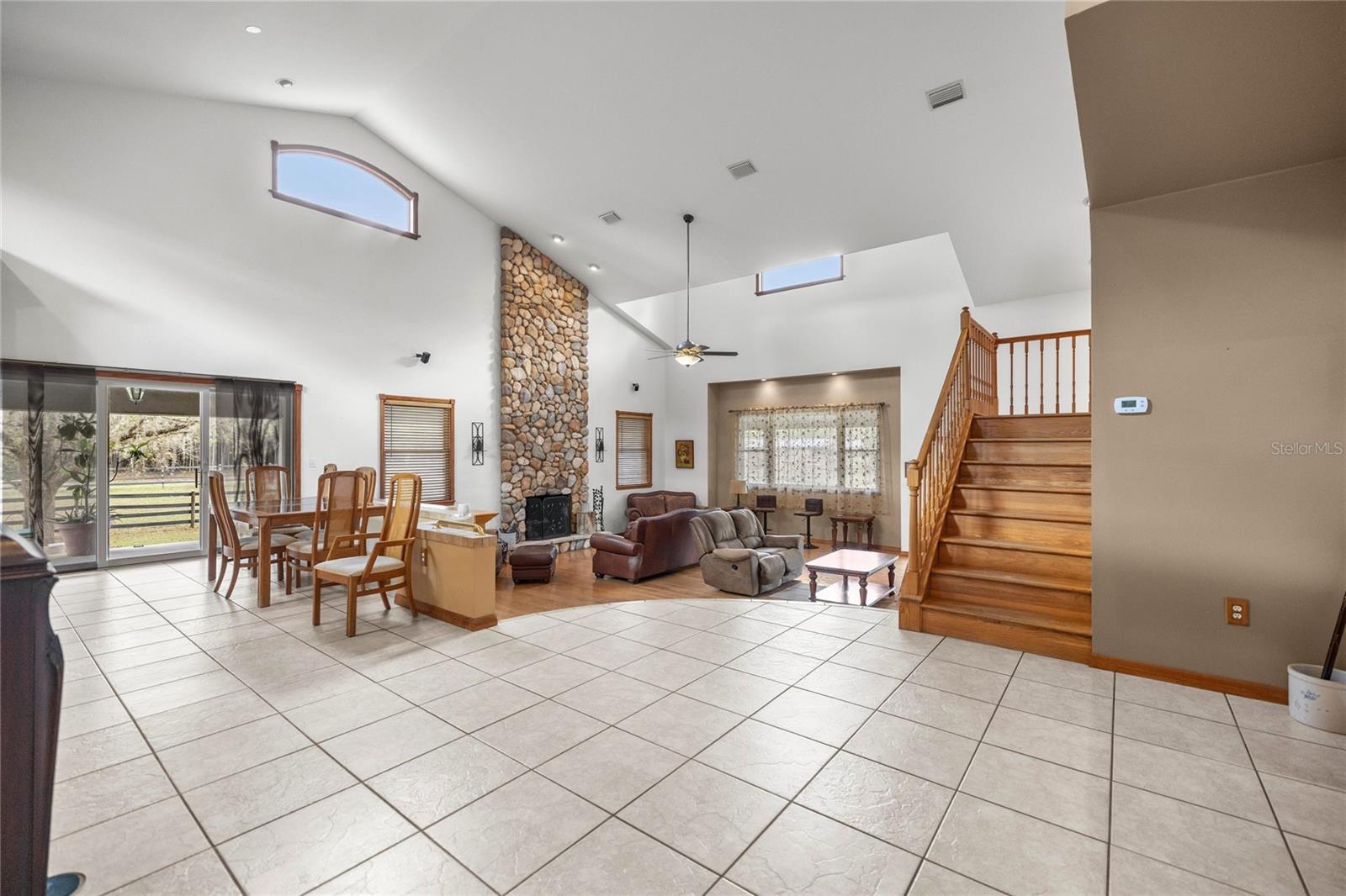 4559 W DUNKLIN ST, DUNNELLON, FL — photo 5