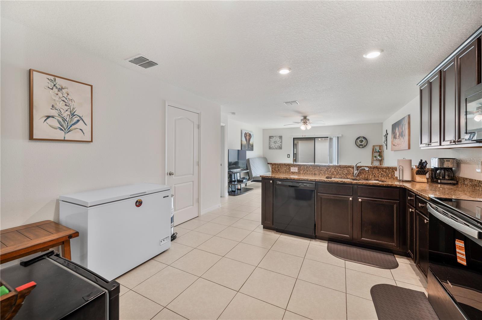 6551 BAIKAL PL, LAKELAND, FL — photo 10