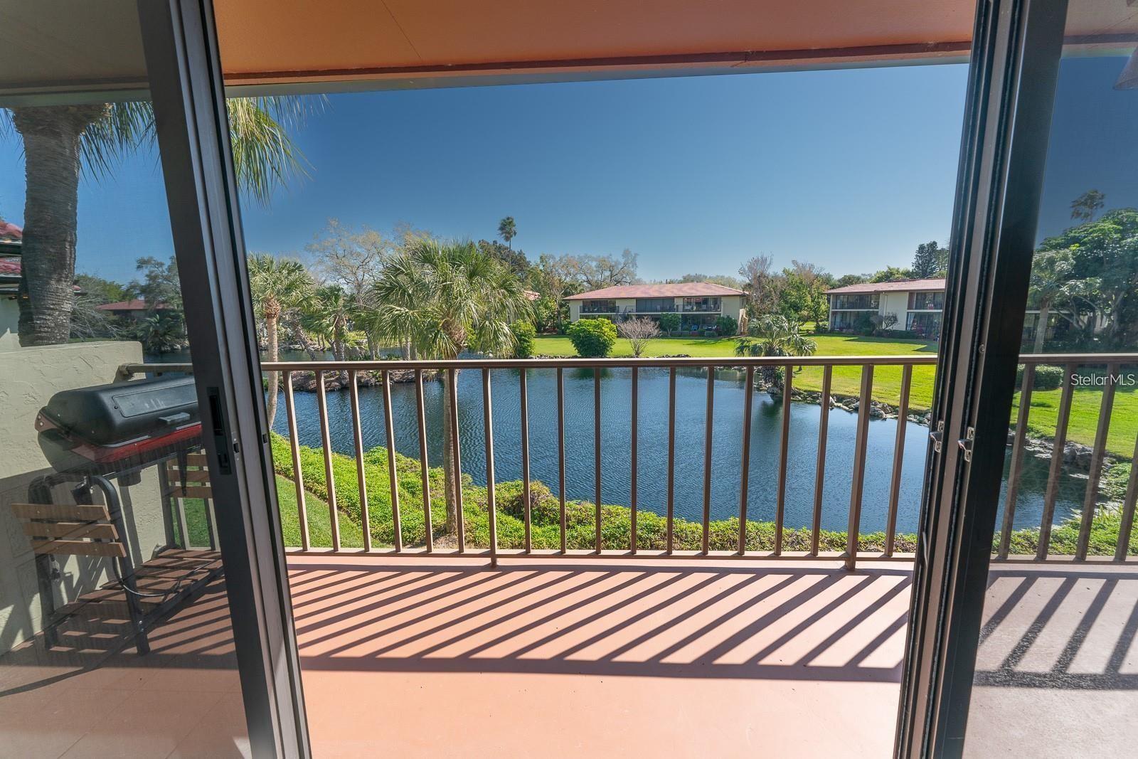 6472 SEAGULL DR #306, BRADENTON, FL