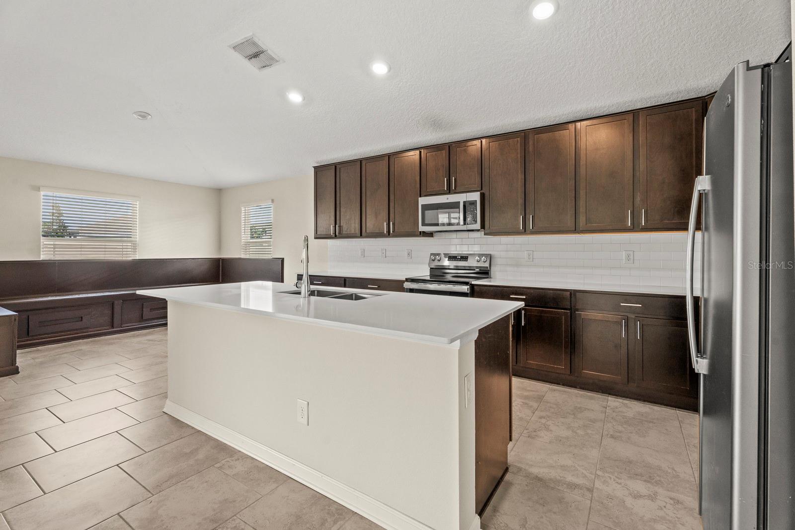 4327 LIGHTERKNOT TRCE, KISSIMMEE, FL — photo 22