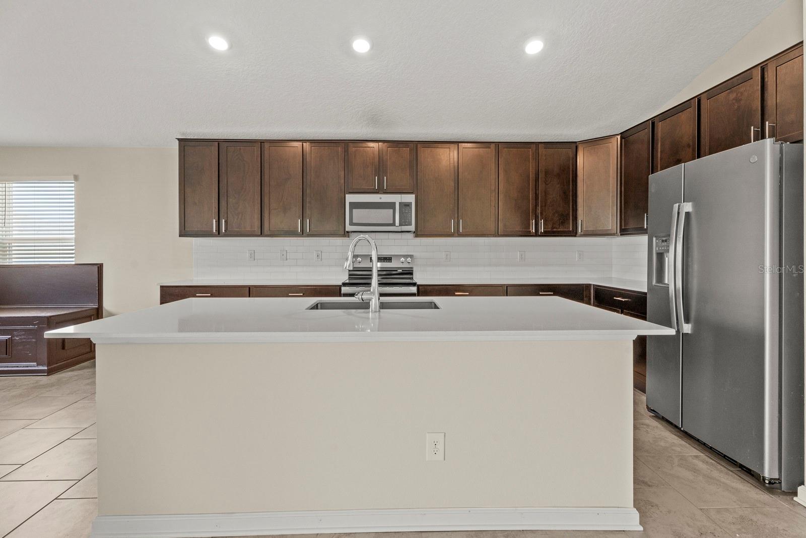 4327 LIGHTERKNOT TRCE, KISSIMMEE, FL — photo 23