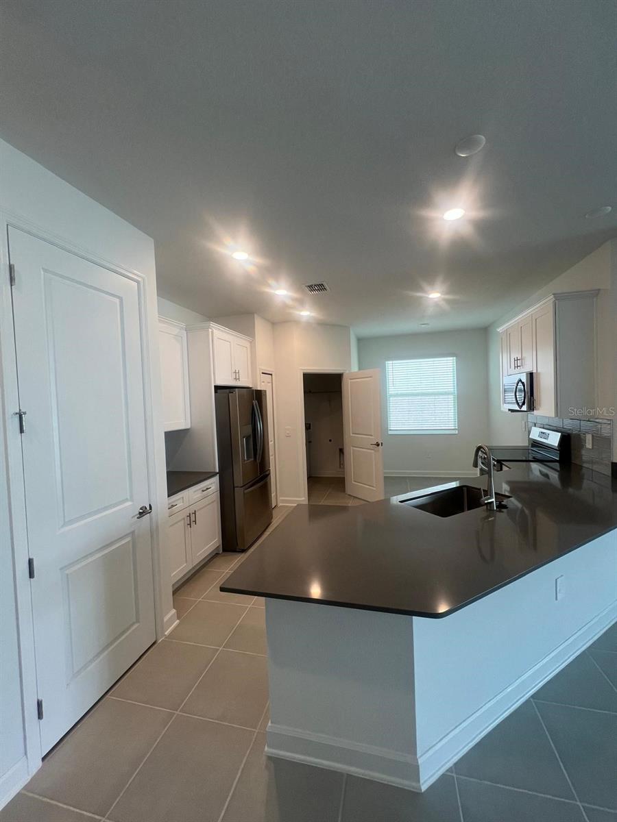 2557 PEACE OF MIND AVE, KISSIMMEE, FL — photo 2