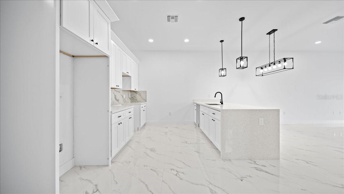 826/828 DIPLOMAT PKWY E, CAPE CORAL, FL — photo 16